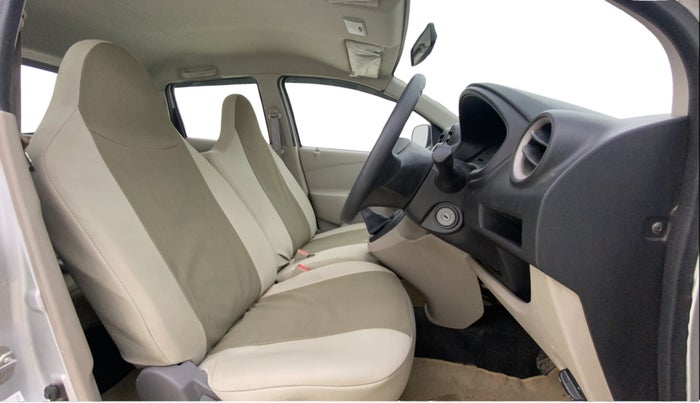 2016 Datsun Go T, Petrol, Manual, 47,317 km, Right Side Front Door Cabin