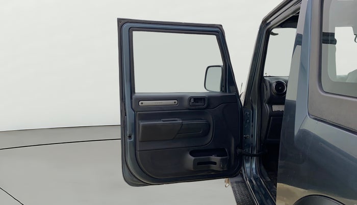 2022 Mahindra Thar LX D AT 4WD HT, Diesel, Automatic, 50,778 km, LHS Front Door