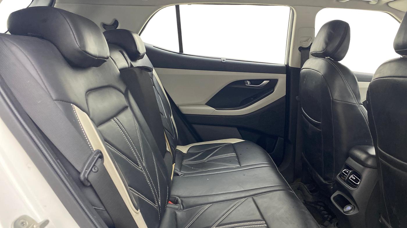 2023 Hyundai Creta SX 1.5 PETROL, Petrol, Manual, 1,05,308 km, Right Side Rear Door Cabin