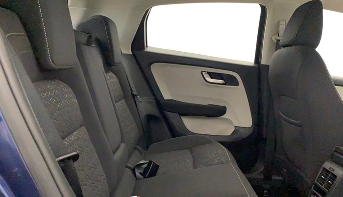 2022 Tata ALTROZ XZA, Petrol, Automatic, 16,291 km, Right Side Rear Door Cabin