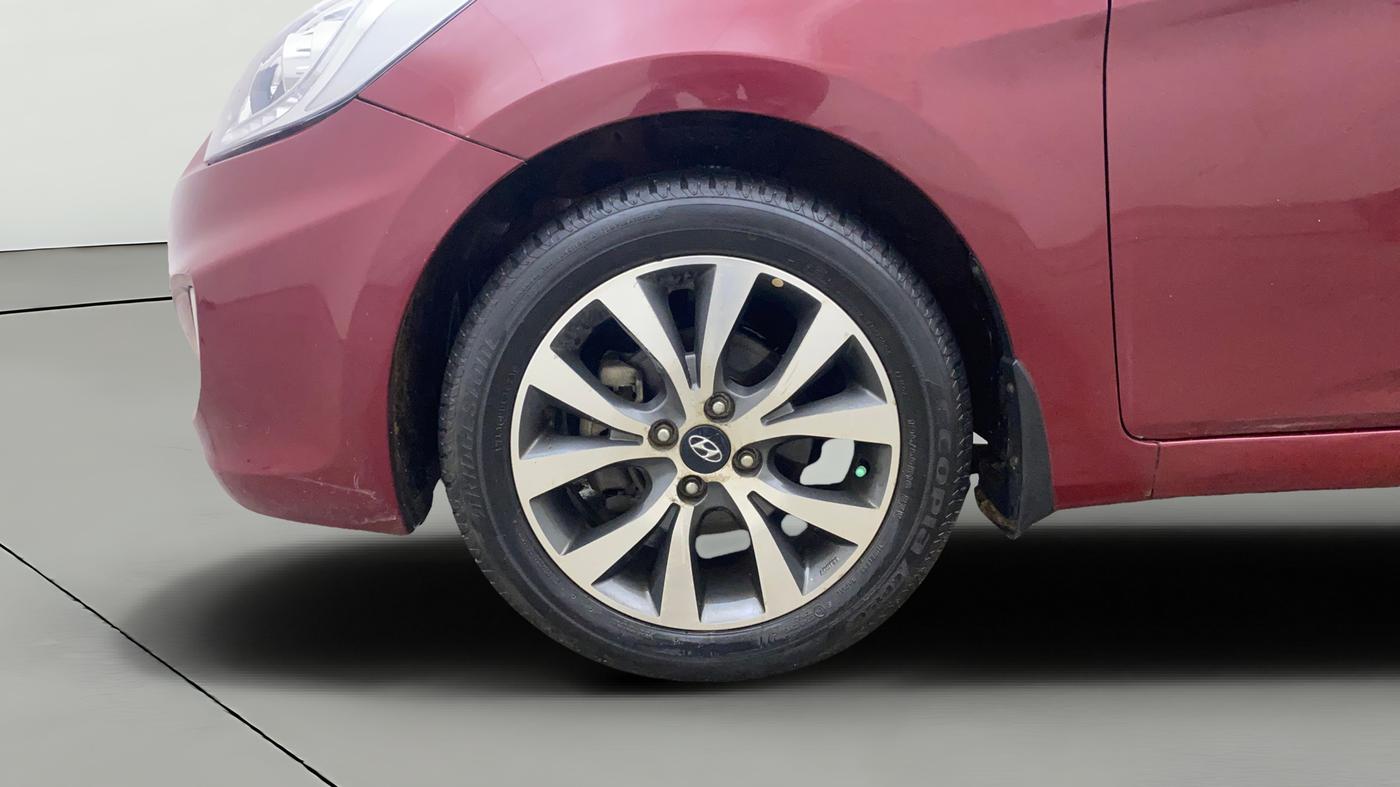 2013 Hyundai Verna FLUIDIC 1.6 VTVT SX, Petrol, Manual, 52,089 km, Left Front Wheel