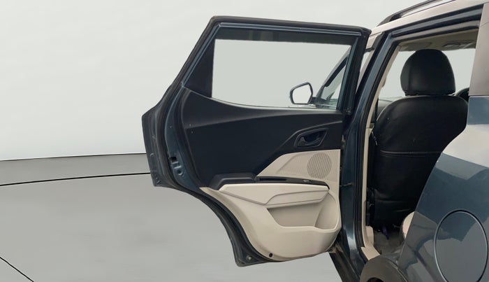 2021 Mahindra XUV300 1.5 W6 MT, Diesel, Manual, 45,062 km, LHS Rear Door