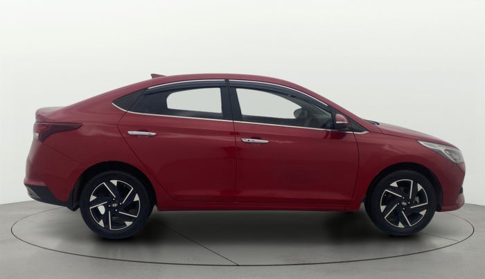 2022 Hyundai Verna SX (O) 1.5 CRDI AT, Diesel, Automatic, 88,680 km, Right Side View