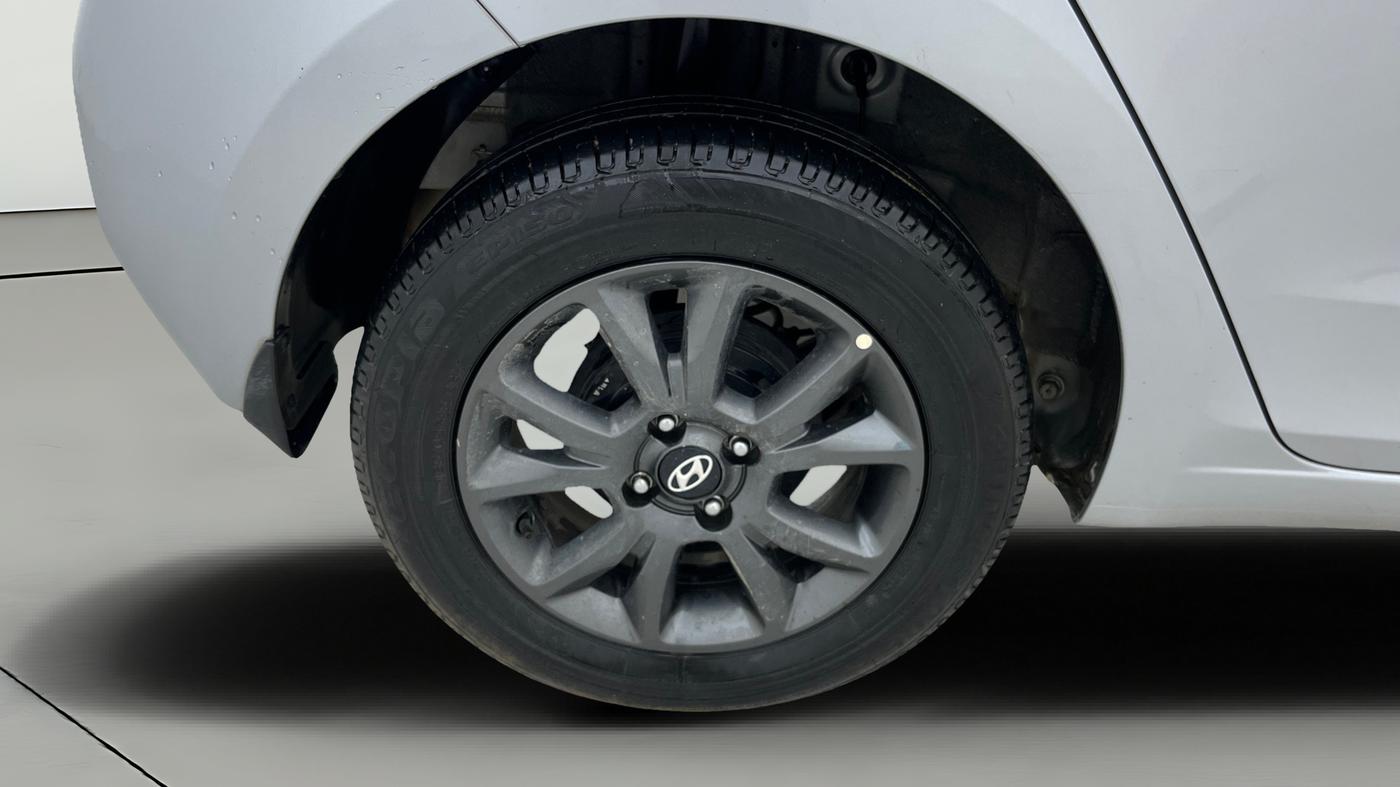 2020 Hyundai Elite i20 SPORTZ PLUS 1.2, Petrol, Manual, 10,035 km, Right Rear Wheel