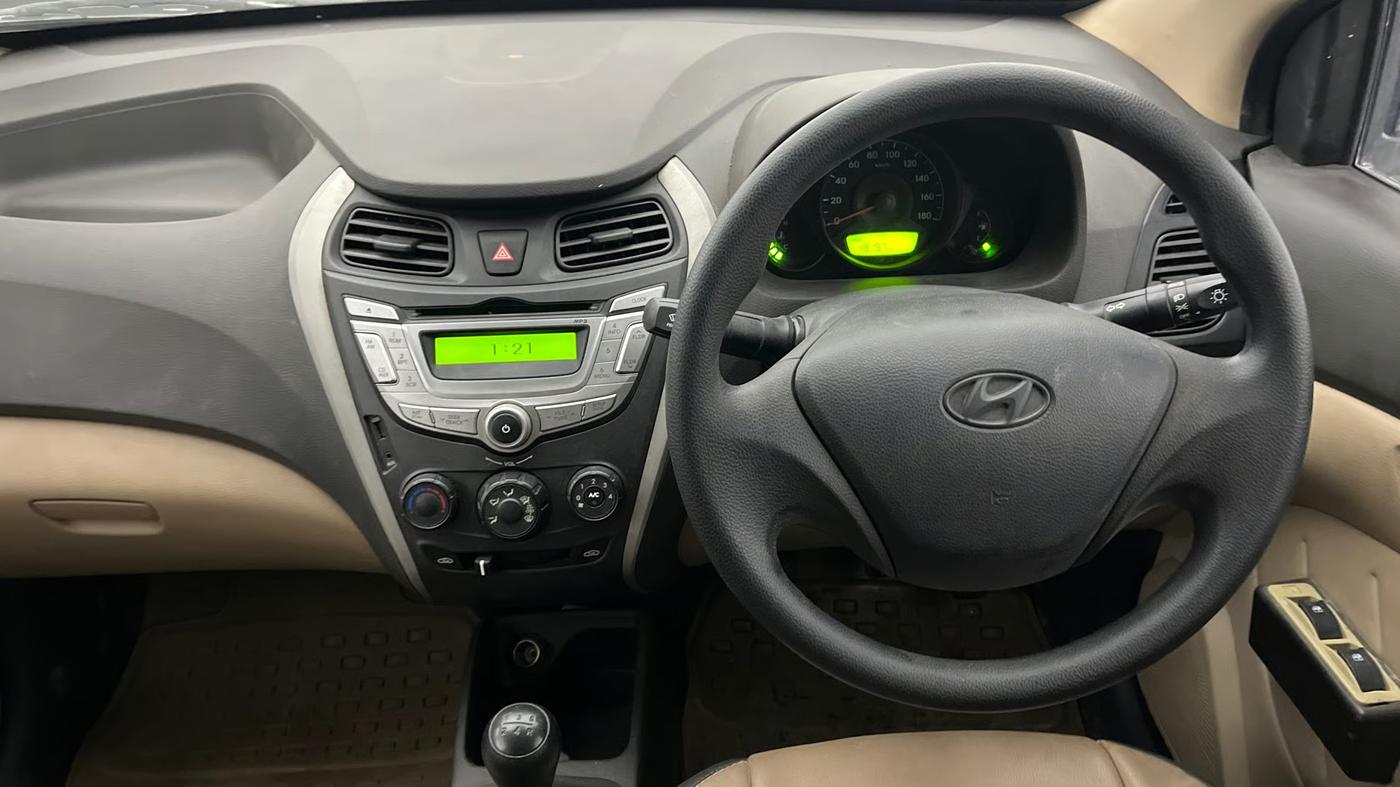 2015 Hyundai Eon D-LITE+, Petrol, Manual, 49,185 km, Steering Wheel Close Up