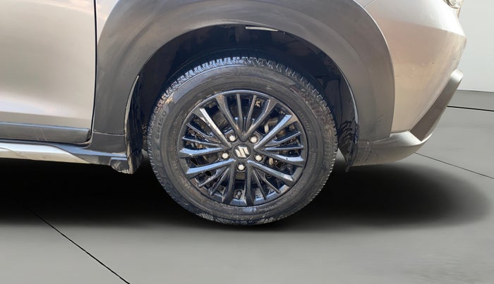 2019 Maruti XL6 ZETA MT, Petrol, Manual, 54,465 km, Right Front Wheel