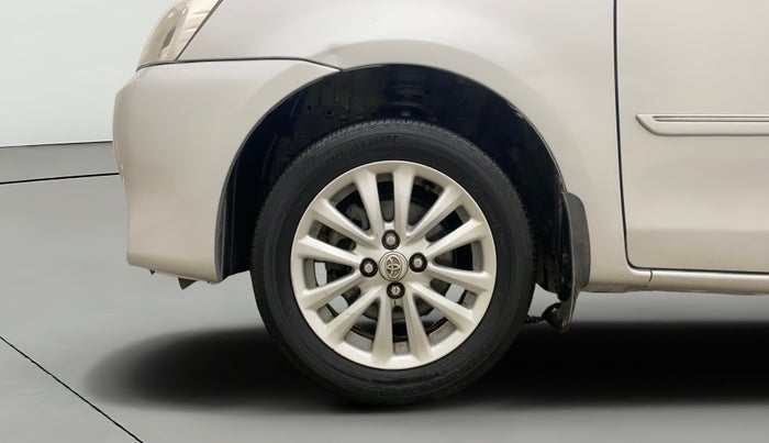 2013 Toyota Etios Liva V, Petrol, Manual, 61,478 km, Left Front Wheel