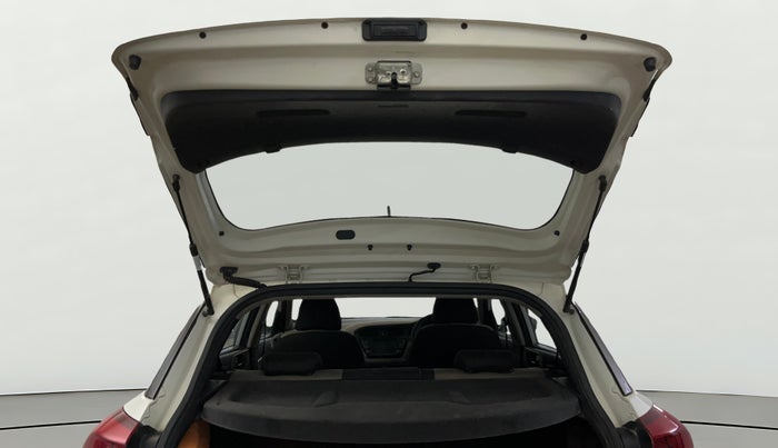 2015 Hyundai Elite i20 ASTA 1.2 (O), Petrol, Manual, 76,959 km, Boot Door Open