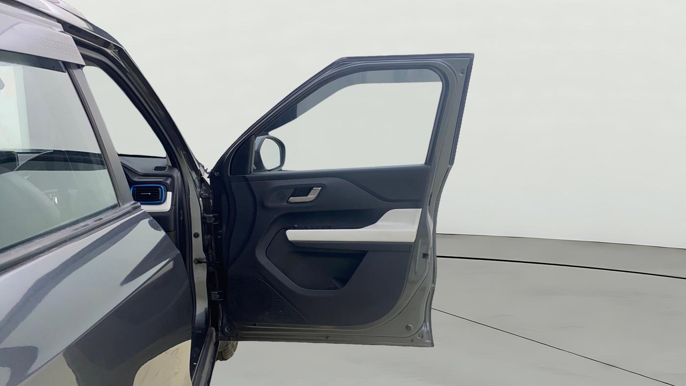 2023 Tata PUNCH CREATIVE  AMT, Petrol, Automatic, 9,189 km, RHS Front Door