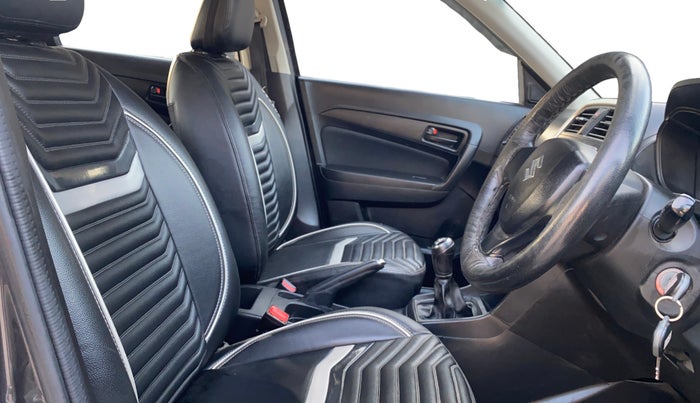 2020 Maruti Vitara Brezza VDI, Diesel, Manual, 42,566 km, Right Side Front Door Cabin