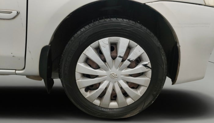 2014 Toyota Etios G, Petrol, Manual, 1,15,924 km, Right Front Wheel