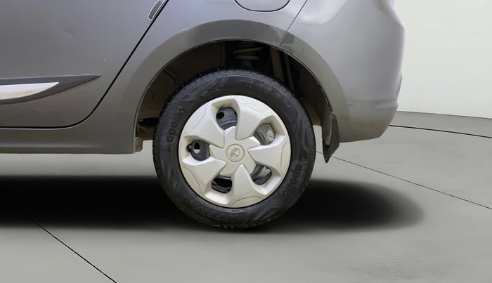 2021 Tata TIGOR XMA PETROL, Petrol, Automatic, 73,764 km, Left Rear Wheel