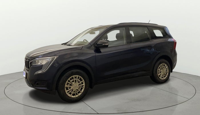 2022 Mahindra XUV700 MX P MT 5 STR, Petrol, Manual, 20,736 km, Left Front Diagonal