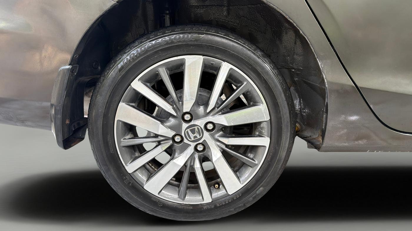 2021 Honda City 1.5L I-VTEC VX, Petrol, Manual, 29,396 km, Right Rear Wheel