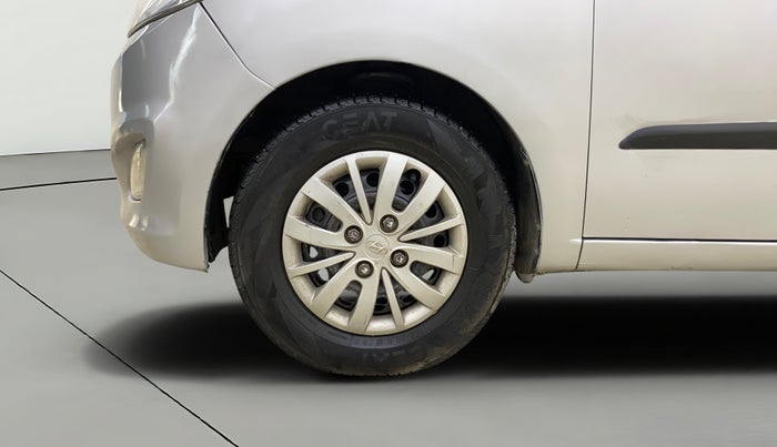 2015 Hyundai i10 SPORTZ 1.2, Petrol, Manual, 62,962 km, Left Front Wheel