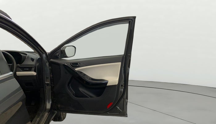 2024 Tata NEXON PURE 1.5 DIESEL, Diesel, Manual, 5,324 km, RHS Front Door