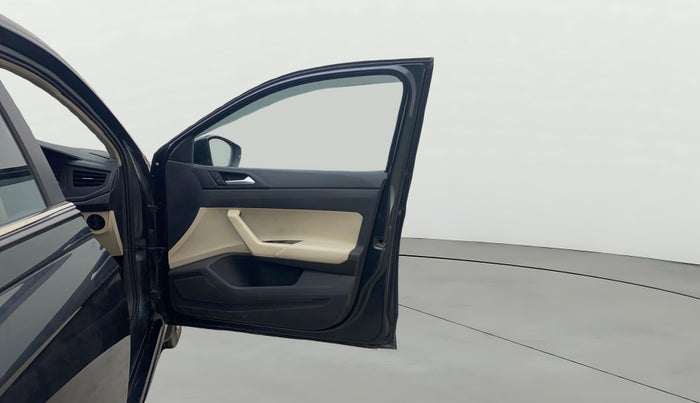 2022 Volkswagen VIRTUS COMFORTLINE TSI 1.0 MT, Petrol, Manual, 46,685 km, RHS Front Door