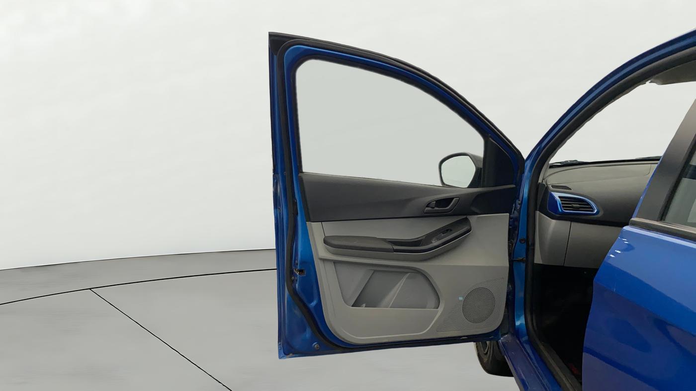 2024 Tata Tiago XT Rhythm CNG, CNG, Manual, 10,513 km, LHS Front Door