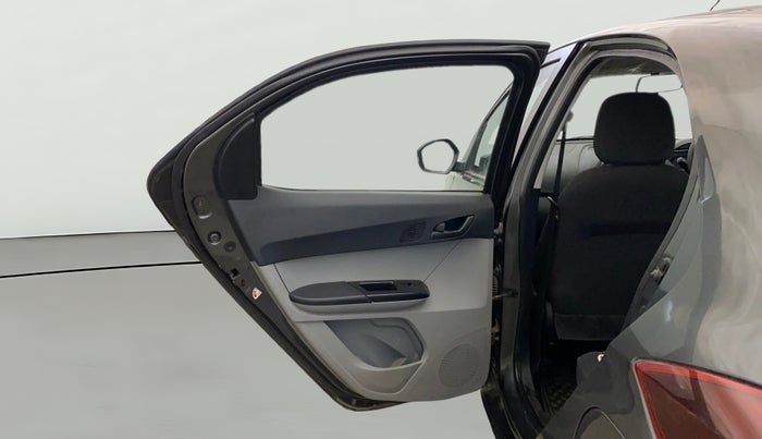 2022 Tata Tiago XT PETROL, Petrol, Manual, 45,865 km, LHS Rear Door