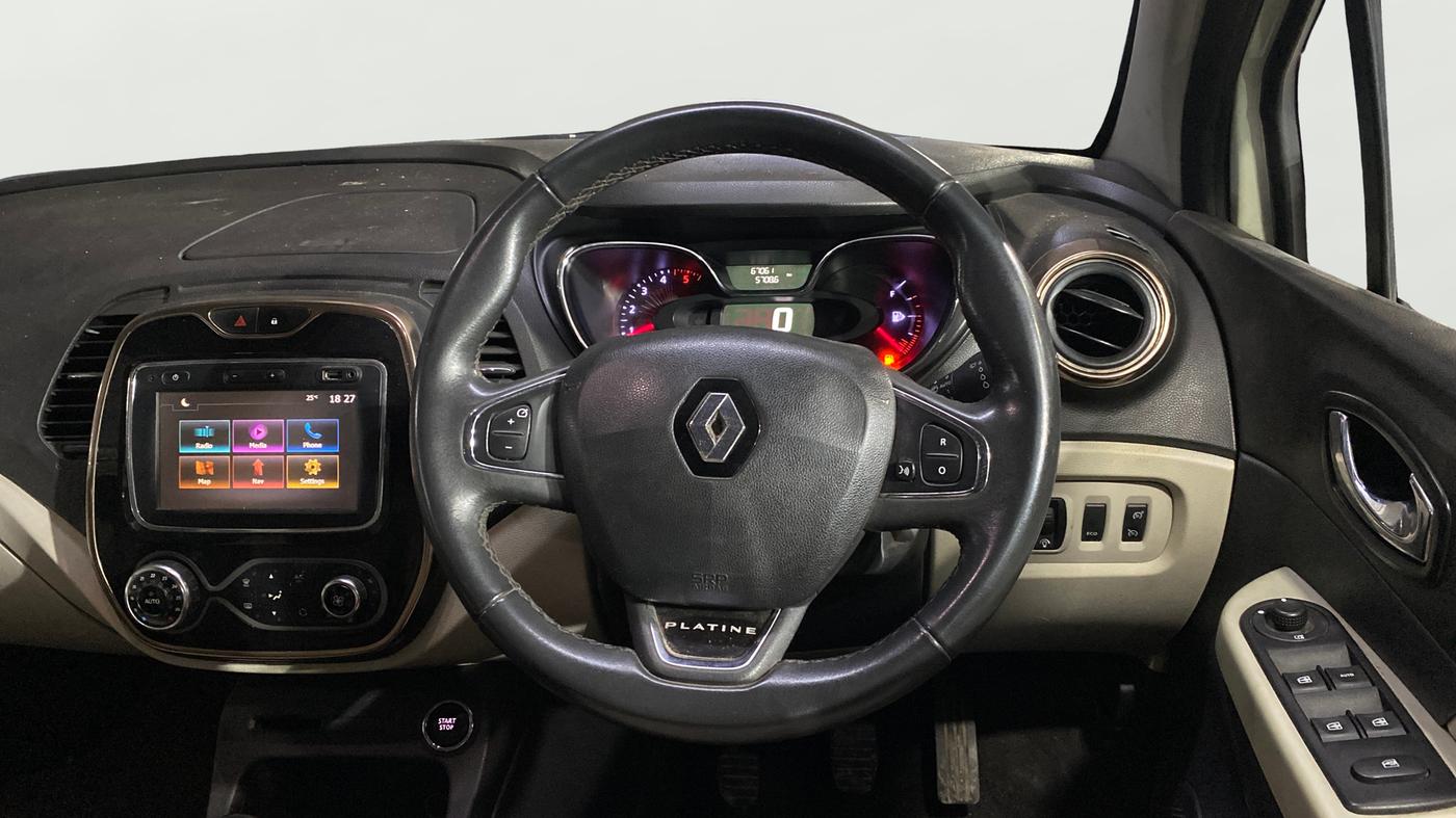2018 Renault Captur PLATINE DIESEL , Diesel, Manual, 66,882 km, Steering Wheel Close Up
