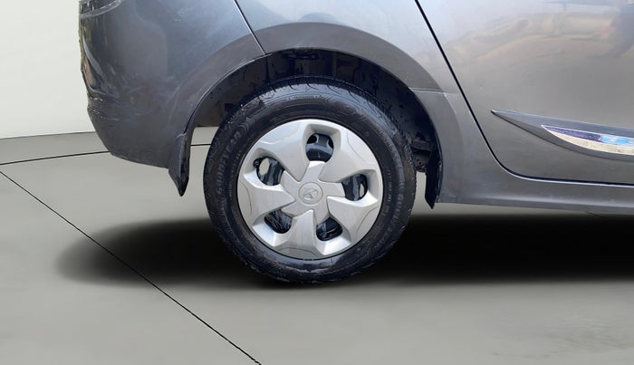 2022 Tata TIGOR XZ PETROL, Petrol, Manual, 52,791 km, Right Rear Wheel