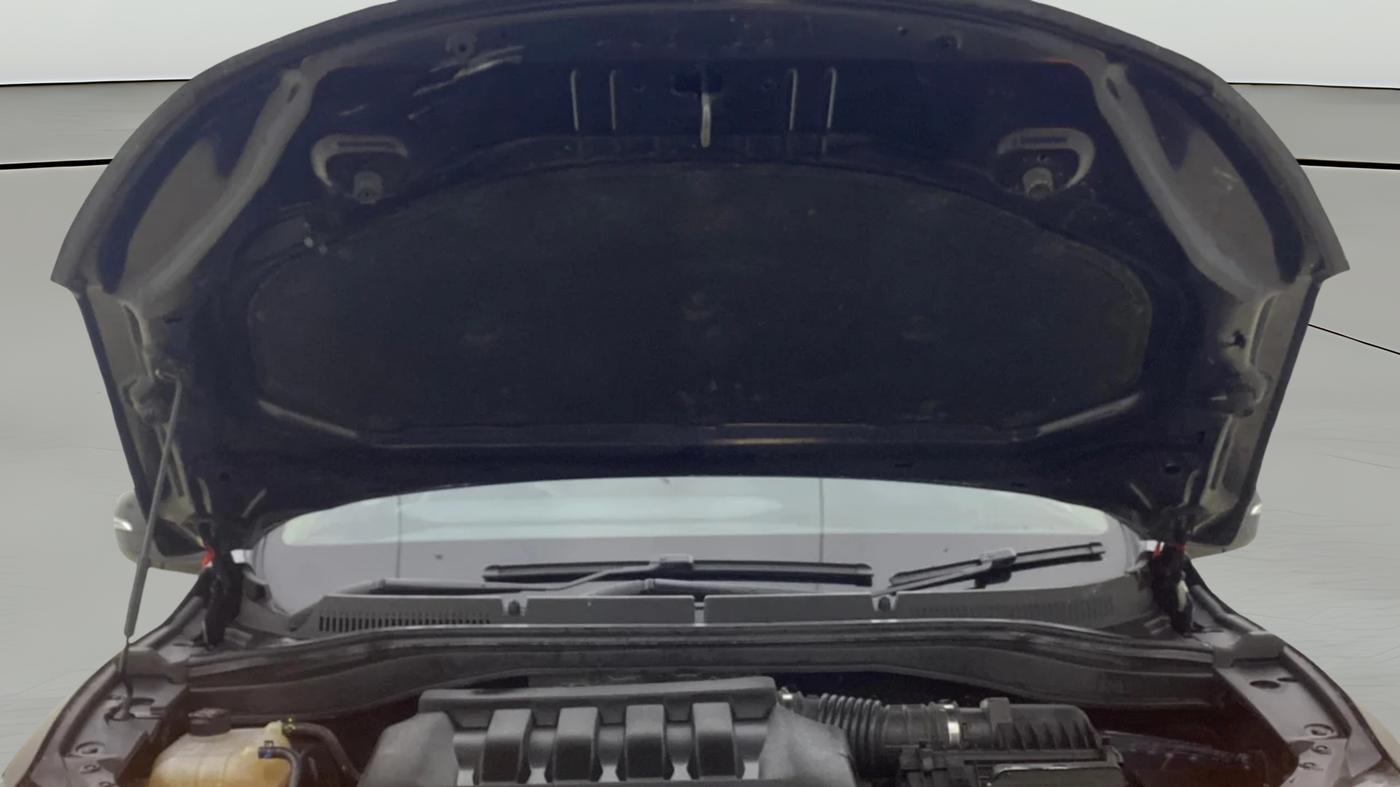 2023 Mahindra XUV700 AX 5 P AT 5 STR, Petrol, Automatic, 37,922 km, Open Bonet