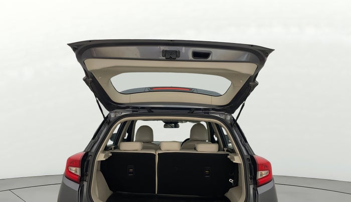 2022 Mahindra XUV300 W8 (O) 1.2 PETROL, Petrol, Manual, 46,114 km, Boot Door Open