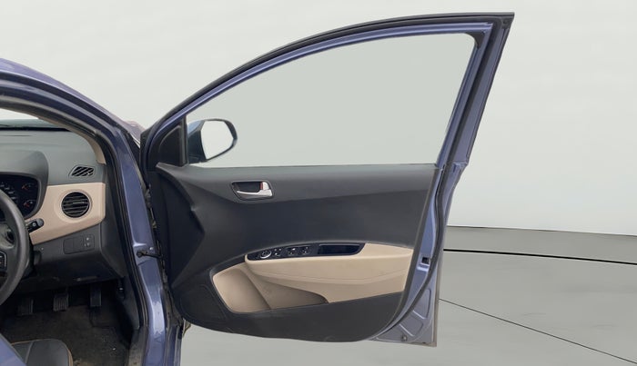 2015 Hyundai Xcent S 1.2, Petrol, Manual, 32,752 km, RHS Front Door