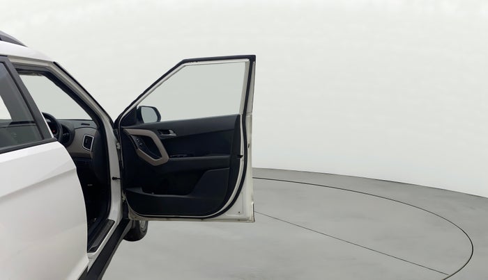 2017 Hyundai Creta SX PLUS AT 1.6 DIESEL, Diesel, Automatic, 89,988 km, RHS Front Door