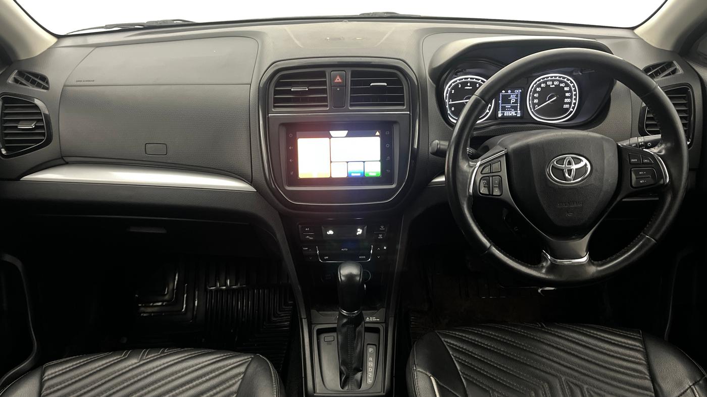 2022 Toyota URBAN CRUISER PREMIUM GRADE AT, Petrol, Automatic, 65,500 km, Dashboard