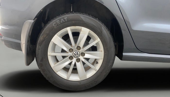 2017 Volkswagen Ameo HIGHLINE PLUS 1.5L AT 16 ALLOY, Diesel, Automatic, 84,772 km, Right Rear Wheel
