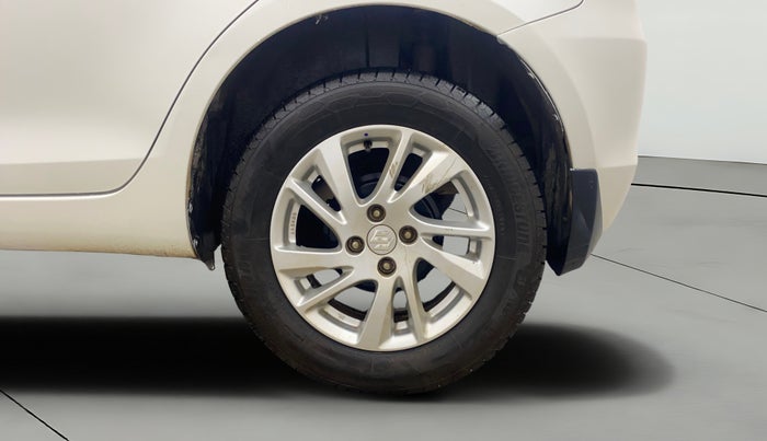 2012 Maruti Swift ZDI, Diesel, Manual, 78,442 km, Left Rear Wheel