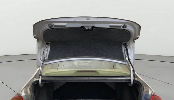 2017 Honda City 1.5L I-VTEC V MT, Petrol, Manual, 73,149 km, Boot Door Open