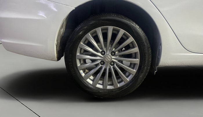 2017 Maruti Ciaz ALPHA DIESEL 1.3, Diesel, Manual, 86,235 km, Right Rear Wheel