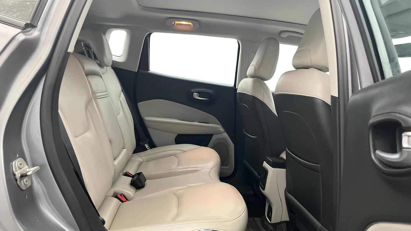 2018 Jeep Compass LIMITED PLUS PETROL AT, Petrol, Automatic, 94,720 km, Right Side Rear Door Cabin
