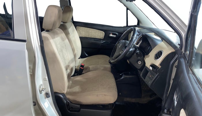 2017 Maruti Wagon R 1.0 VXI, Petrol, Manual, 41,392 km, Right Side Front Door Cabin