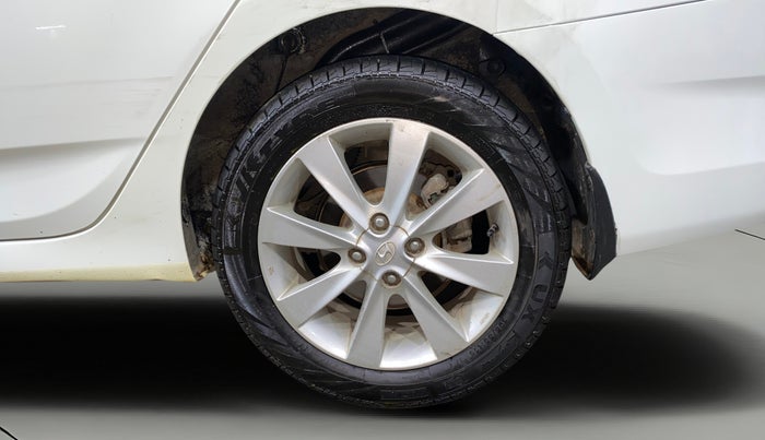 2012 Hyundai Verna FLUIDIC 1.6 VTVT SX, Petrol, Manual, 38,133 km, Left Rear Wheel