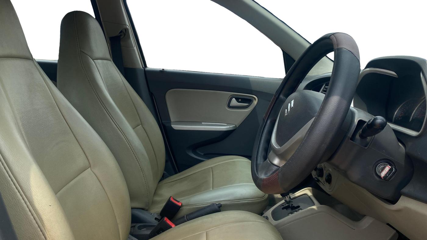 2015 Maruti Alto K10 VXI AMT, Petrol, Automatic, 45,256 km, Right Side Front Door Cabin