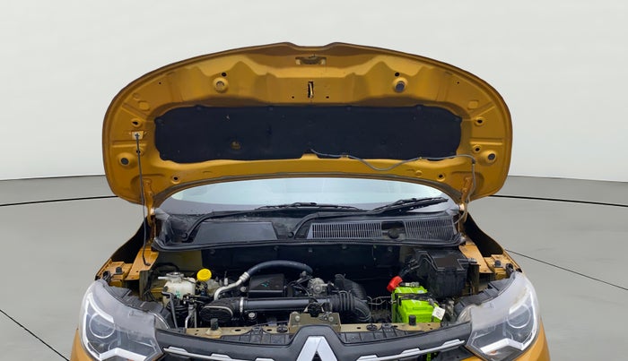 2023 Renault TRIBER RXZ AMT, Petrol, Automatic, 7,663 km, Open Bonet