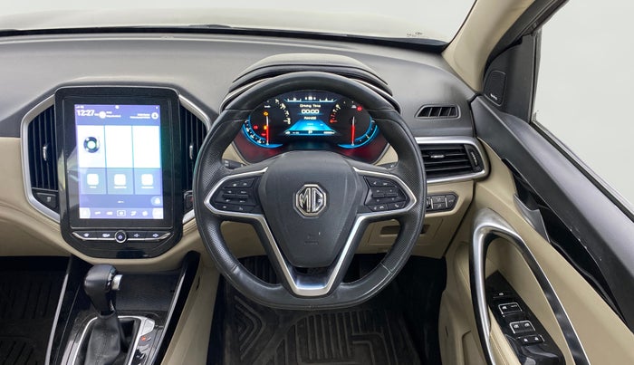 2022 MG HECTOR SHARP 1.5 PETROL CVT, Petrol, Automatic, 32,256 km, Steering Wheel Close Up