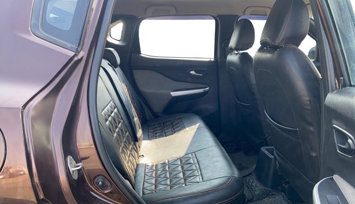 2021 Nissan MAGNITE XV MT, Petrol, Manual, 40,552 km, Right Side Rear Door Cabin