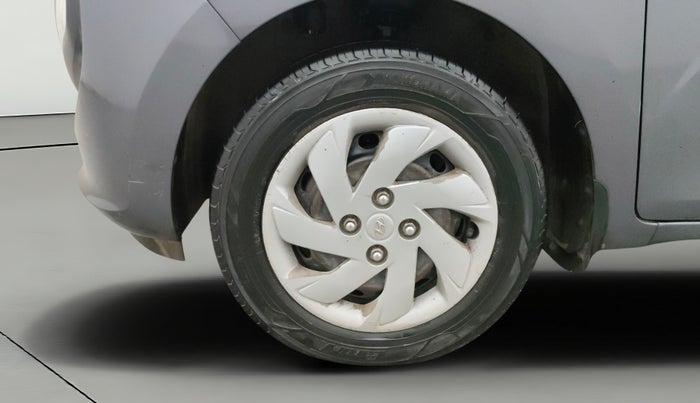 2019 Hyundai NEW SANTRO SPORTZ CNG, CNG, Manual, 99,828 km, Left Front Wheel