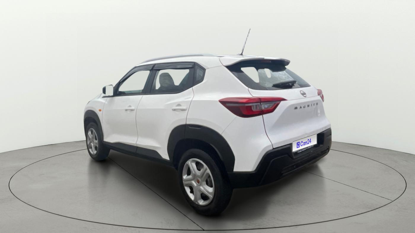 2023 Nissan MAGNITE XE, Petrol, Manual, 17,554 km, Left Back Diagonal