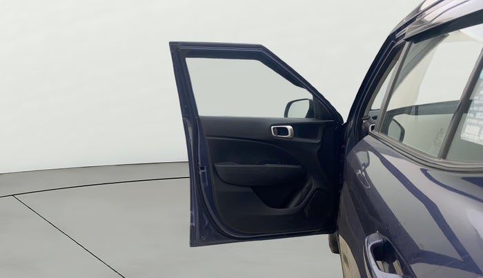 2021 Hyundai VENUE S 1.2, Petrol, Manual, 31,176 km, LHS Front Door