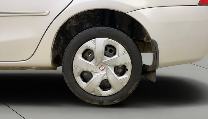 2013 Toyota Etios G, Petrol, Manual, 1,16,531 km, Left Rear Wheel