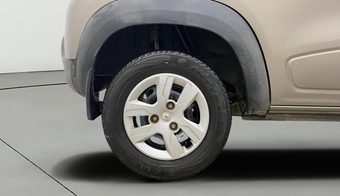 2016 Renault Kwid RXL, Petrol, Manual, 32,839 km, Right Rear Wheel