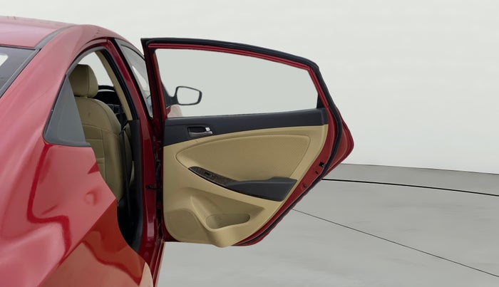 2017 Hyundai Verna 1.6 VTVT SX O, Petrol, Manual, 50,266 km, RHS Rear Door