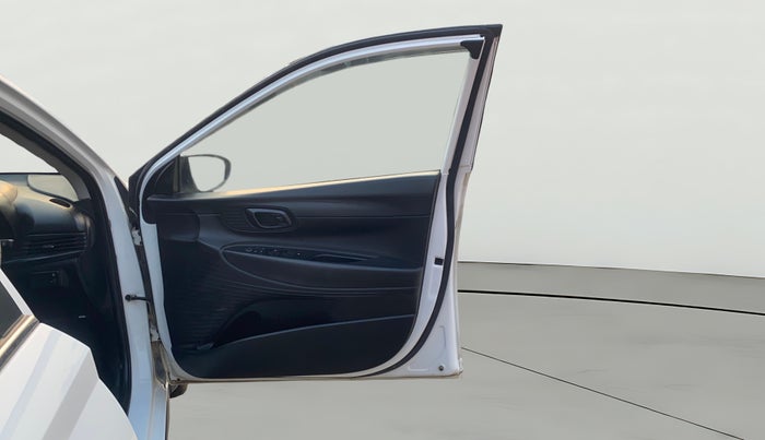 2021 Hyundai NEW I20 SPORTZ 1.2 MT, Petrol, Manual, 49,271 km, RHS Front Door