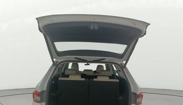 2017 Skoda Kodiaq STYLE 2.0 TDI 4X4 AT, Diesel, Automatic, 1,00,397 km, Boot Door Open