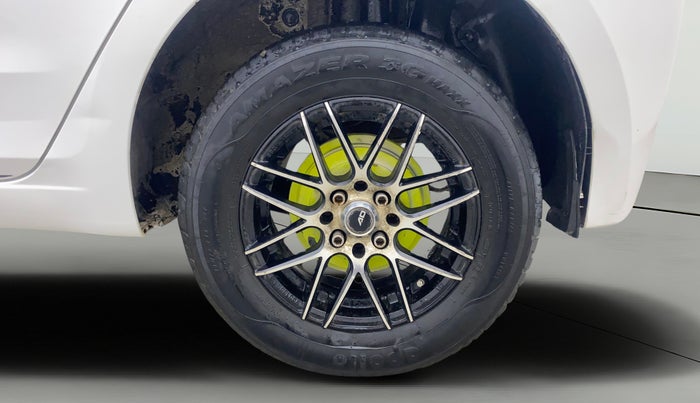 2017 Hyundai Elite i20 MAGNA 1.4 AT, Petrol, Automatic, 33,734 km, Left Rear Wheel